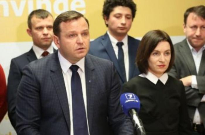 Блок ACUM пока не собирается решать проблемы нацменьшинств