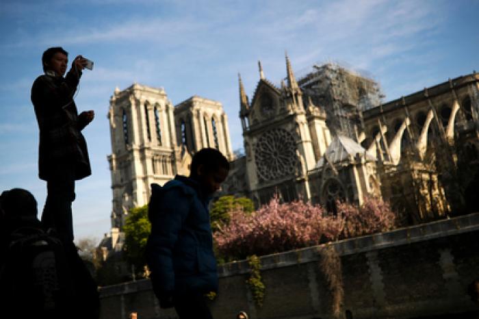 Франция запустит международный конкурс по восстановлению шпиля Нотр-Дама