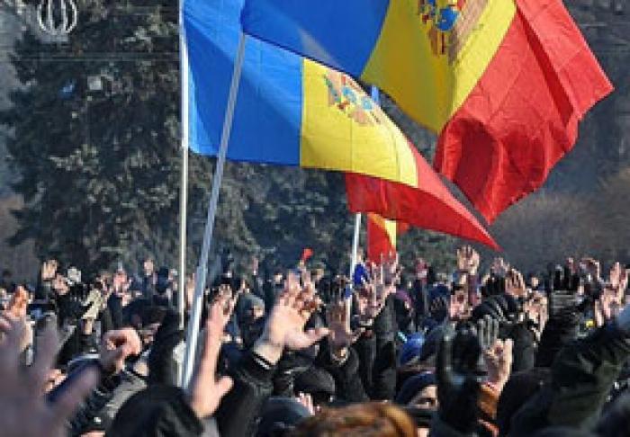 ​IMAS: MAJORITATEA CETĂŢENILOR MOLDOVEI CONSIDERĂ CĂ ŢARA SE ÎNDREAPTĂ ÎNTR-O DIRECŢIE GREŞITĂ
