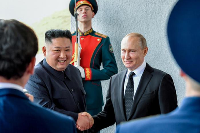 Ким Чен Ын подарил Путину меч