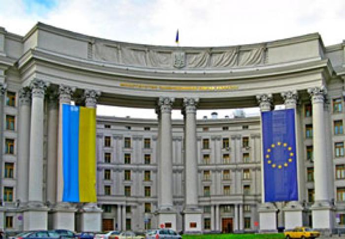 MAE AL UCRAINEI A CALIFICAT ELIBERAREA PAŞAPOARTELOR RUSEŞTI PENTRU LOCUITORII DIN DONBASS DREPT O REPETARE A SCENARIULUI DIN TRANSNISTRIA
