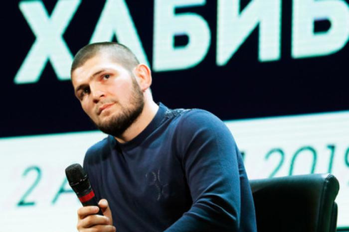 Нурмагомедов сравнил Макгрегора с ревнивой женой