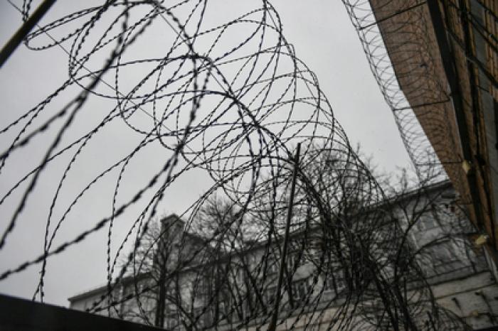 Одного из сбежавших из изолятора в Сибири задержали