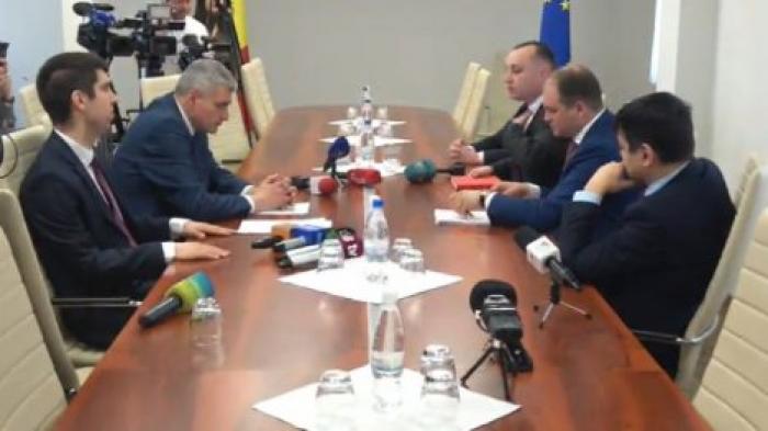 Переговоры между ПСРМ и блоком ACUM: депутаты не могут прийти к общему решению