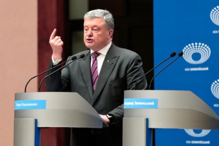 Порошенко потратил на агитацию в два раза больше Зеленского