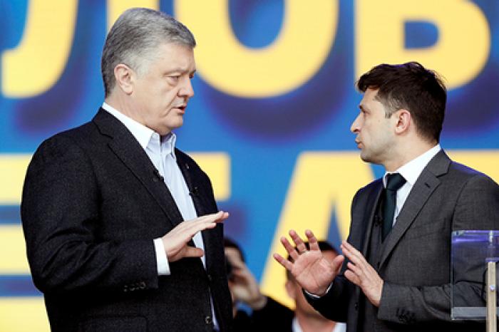 Порошенко заявил о неспособности Зеленского противостоять России