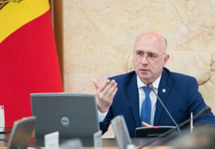 PREMIERUL PAVEL FILIP A SOLICITAT STRUCTURILOR RESPONSABILE SĂ ASIGURE FLUIDIZAREA TRAFICULUI LA FRONTIERA DE STAT