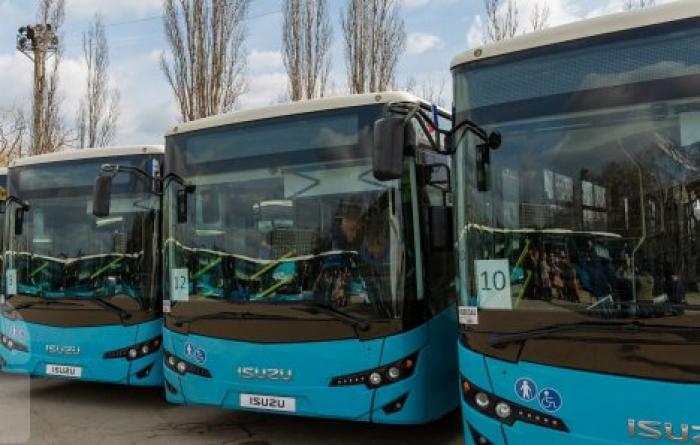Прибыли еще шесть автобусов из купленной в Турции партии
