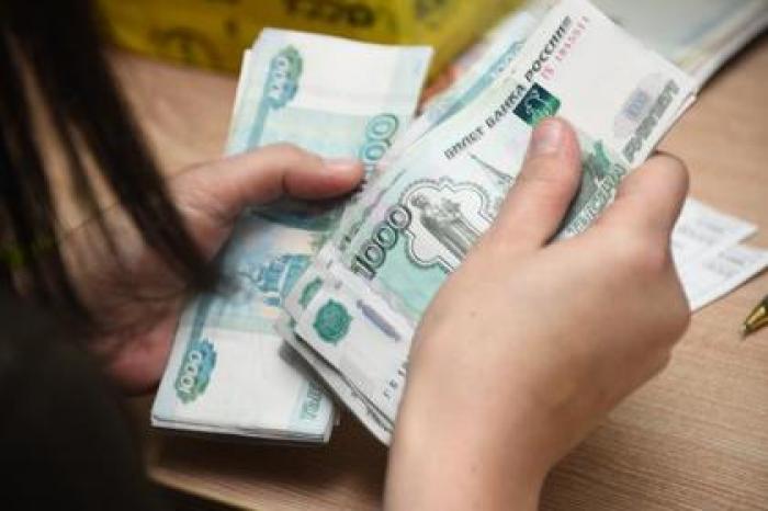 Россияне поразмышляли о достойной зарплате