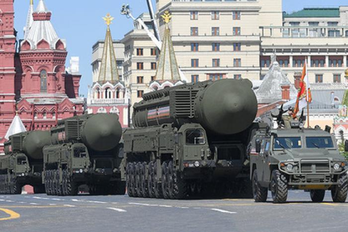 Россия проведет День Победы без других президентов
