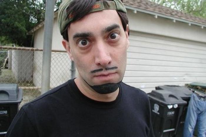 Самого известного уличного мага обвинили в сексуальном насилии