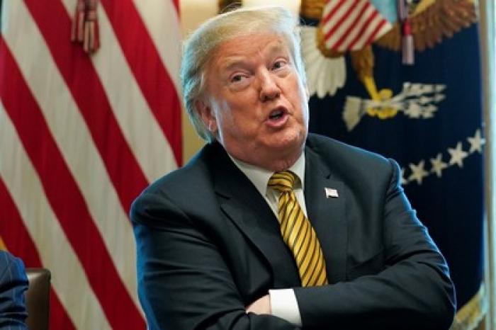 Трамп поленился читать доклад Мюллера