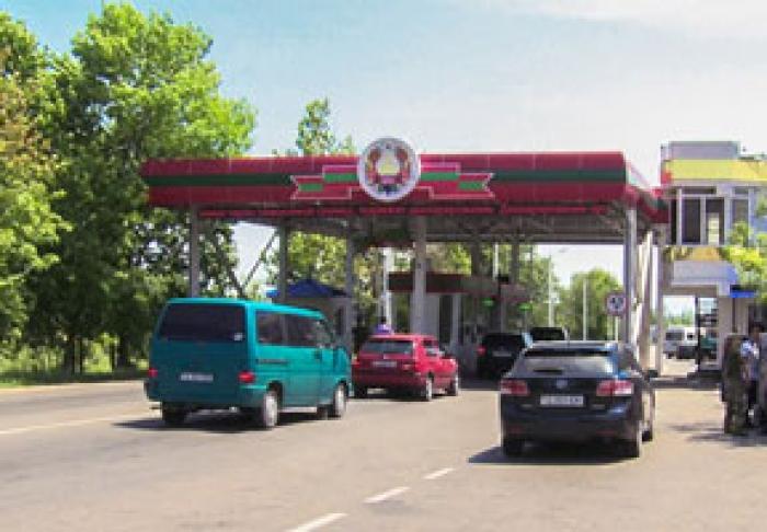 TRANSNISTRIA PROMITE CĂ ŞI DUPĂ 1 MAI VA PERMITE INTRAREA ÎN REGIUNE A TRANSPORTULUI AUTO CU POLIŢĂ DE ASIGURARE MOLDOVENEASCĂ