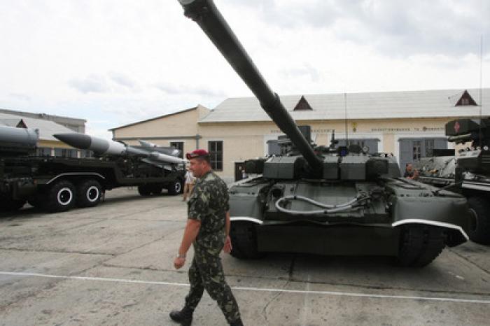 Украинский министр пообещал приехать в Москву на танках союзников