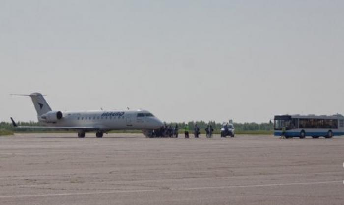 В аэропорту в Албании похитили несколько миллионов евро. Один из грабителей убит, остальные скрылись (возможно, на велосипедах)