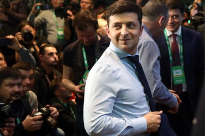 В штабе Зеленского отказались от дебатов с Порошенко и припомнили Коломойского