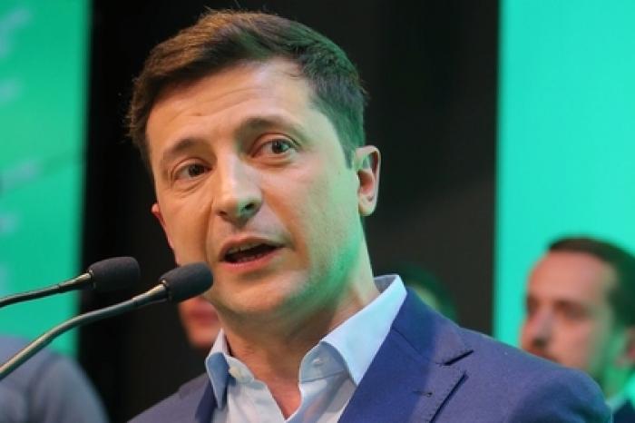 Зеленский предупредил о действующих от его имени аферистах