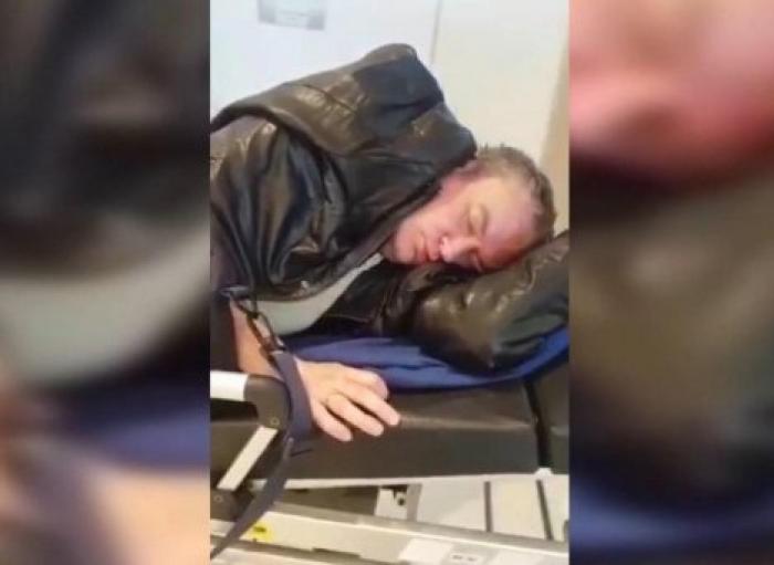 Бывшего так называемого министра иностранных дел Приднестровья увезли из столичного аэропорта в состоянии сильного алкогольного ...