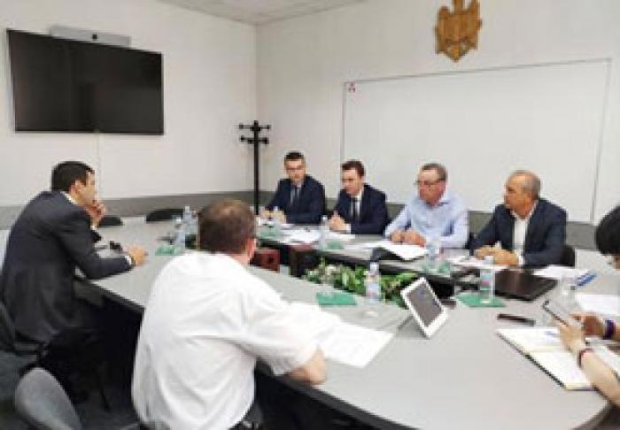 ДО КОНЦА ИЮНЯ ОПРЕДЕЛЯТ ПОДРЯЧИКОВ ДЛЯ РЕМОНТА 32 УЧАСТКОВ ДОРОГ ПО ПРОГРАММЕ «ХОРОШИЕ ДОРОГИ ДЛЯ МОЛДОВЫ-2»