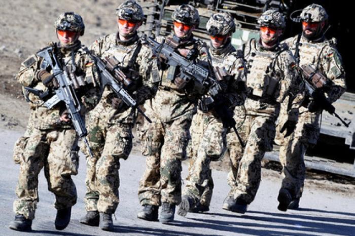 Германия собралась резко усилить армию