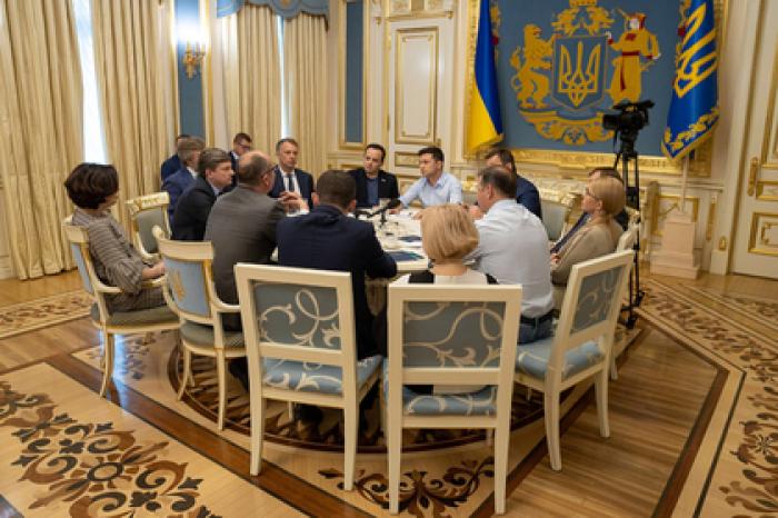 Команда Зеленского назвала планы на первые месяцы президентства
