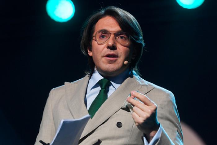 Малахов заступился за дочь Алсу и упрекнул звезд шоу-бизнеса