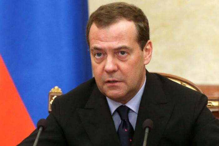 Медведев пообещал вывести Россию в пятерку крупнейших экономик мира