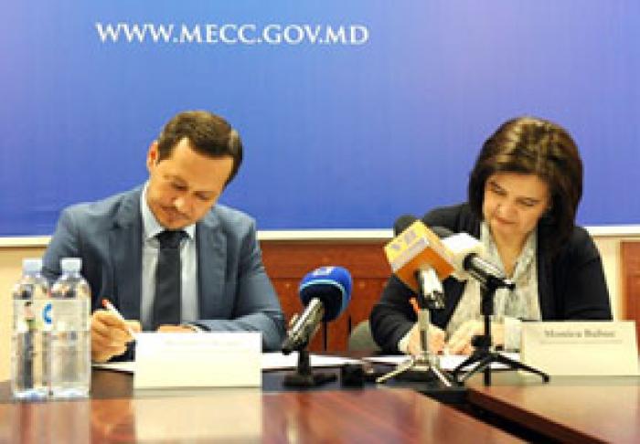 MINISTERUL EDUCAŢIEI ŞI PRIMĂRIA CHIŞINĂU AU SEMNAT UN ACORD DE COLABORARE ÎN DOMENIUL TINERETULUI