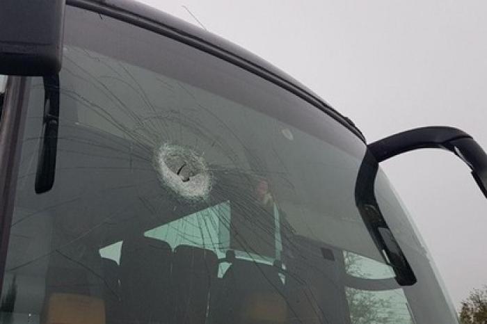 На Украине закидали камнями ехавший на празднование Дня Победы автобус