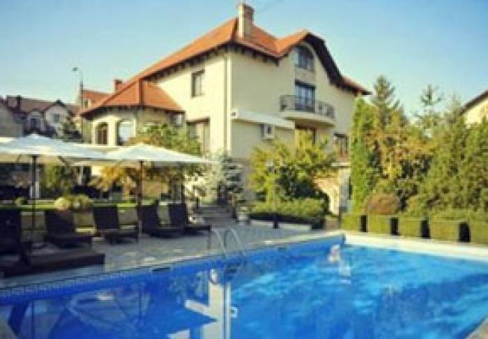 ÎN IANUARIE-MARTIE, FRECVENTAREA STRUCTURILOR DE PRIMIRE TURISTICĂ COLECTIVE CU FUNCȚIUNI DE CAZARE A CRESCUT CU 11,4%