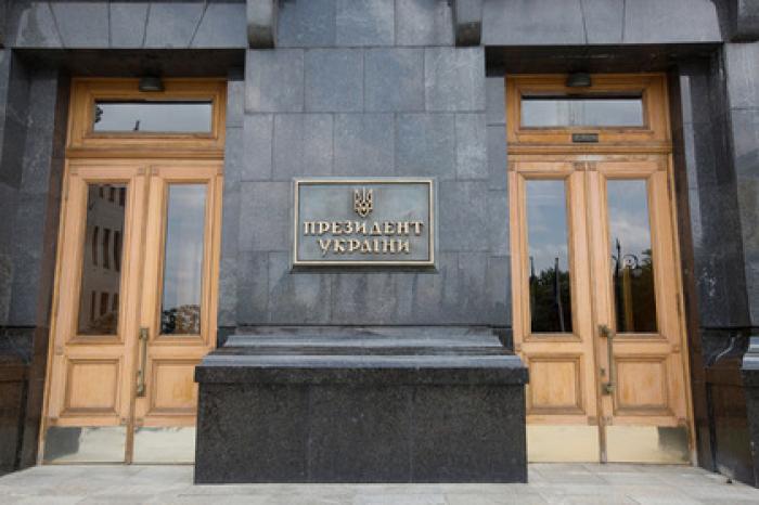 Первым помощником Зеленского стал его бизнес-партнер