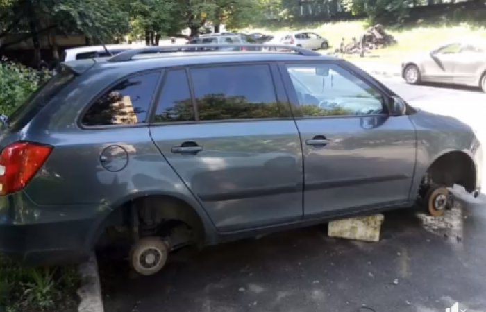 Полицейские задержали вора автомобильных шин
