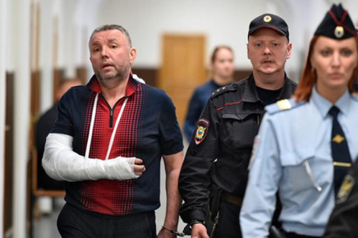 Полковникам-миллиардерам ФСБ пригрозили новыми обвинениями
