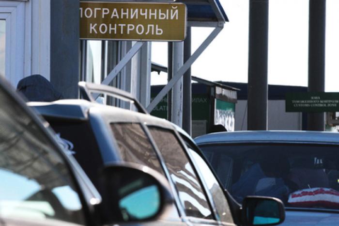 Посетивших Крым немецких политиков обвинили в нарушении закона