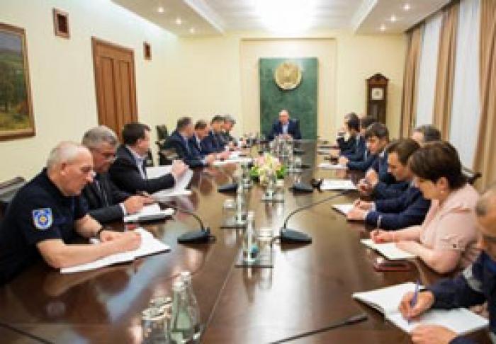 ПРЕМЬЕР-МИНИСТР РАСПОРЯДИЛСЯ СОЗДАТЬ АНТИКРИЗИСНУЮ ЯЧЕЙКУ
