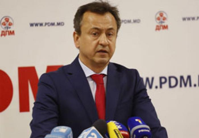 PURTĂTORUL DE CUVÂNT AL PDM A RESPINS ZVONURILE PRECUM CĂ VLAD PLAHOTNIUC AR FI BOLNAV