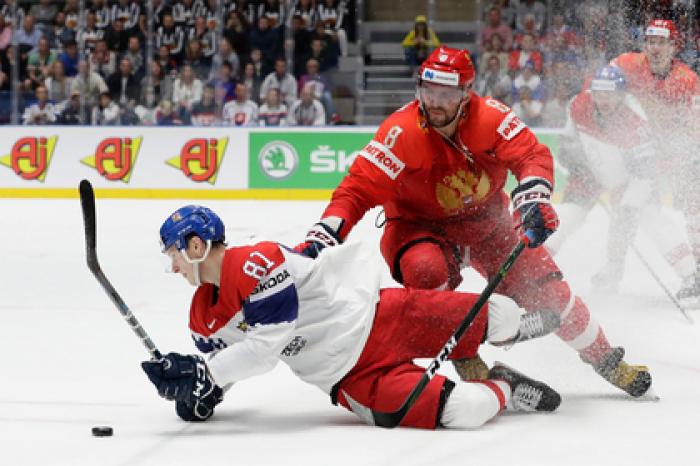 Реакцию российских хоккеистов на критику связали с переездом в США