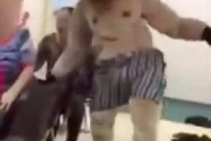 Российская заведующая детсадом уволилась из-за видео со стриптизом