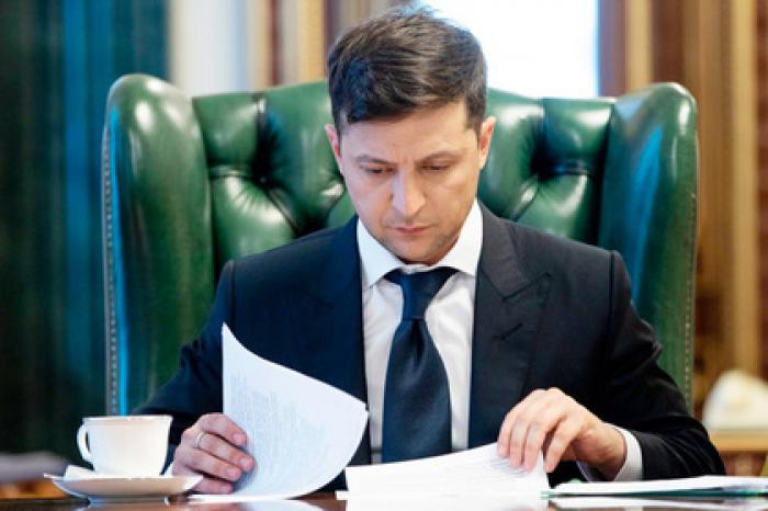 Сторонники Зеленского и Порошенко внесли в Раду законы об импичменте
