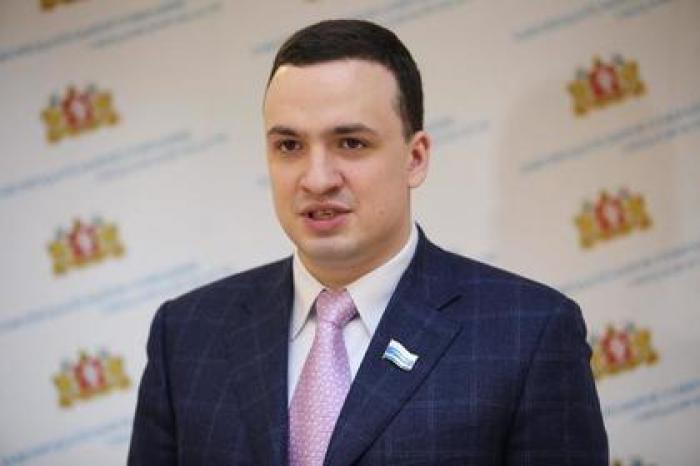 Стрелявший из автомата во дворе жилого дома депутат Госдумы объяснился