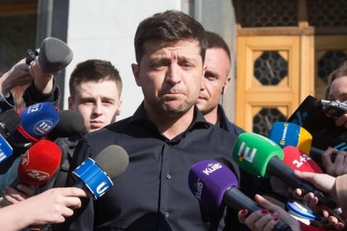 Указ Зеленского о роспуске Рады назвали фейком