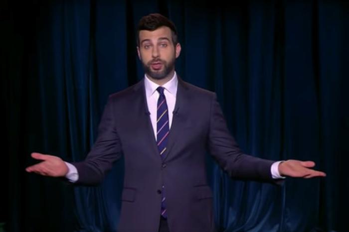 Ургант высмеял православных бойцов на месте строительства храма в Екатеринбурге