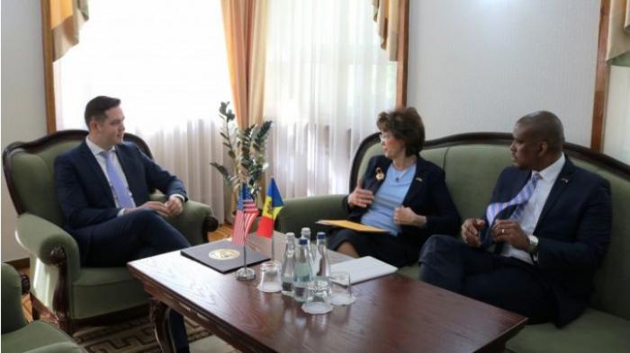 В Молдове реализуют больше проектов в области инвестиций, туризма и экономики при поддержке США