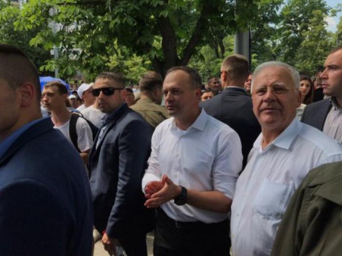 Андриан Канду: "Мы все видели, сколько стоит предательство родины! Миллион долларов в месяц!