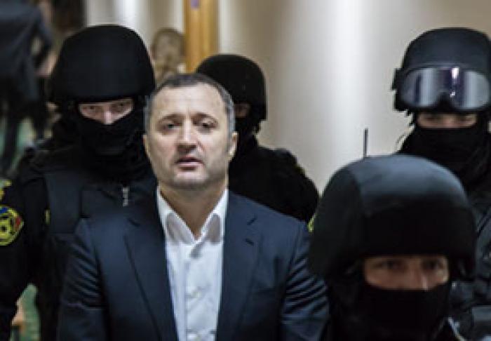 БЫВШИЙ ПРЕМЬЕР-МИНИСТР ВЛАД ФИЛАТ ГОТОВ СОТРУДНИЧАТЬ С КОМИССИЕЙ, СОЗДАННОЙ ДЛЯ РАССЛЕДОВАНИЯ КРАЖИ МИЛЛИАРДА