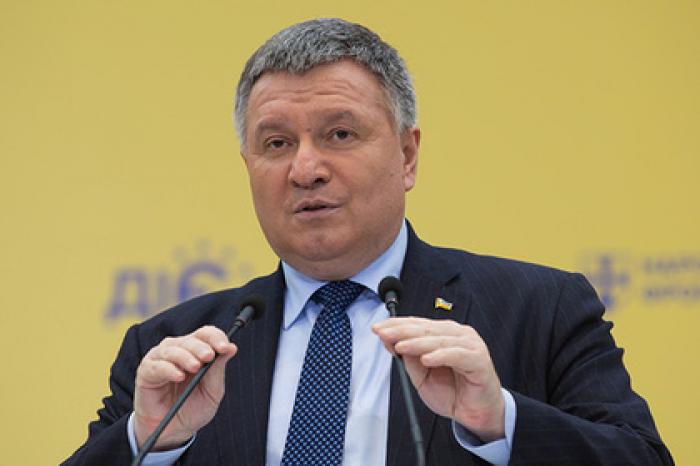 Глава МВД Украины отказался уходить после убийства ребенка пьяными полицейскими
