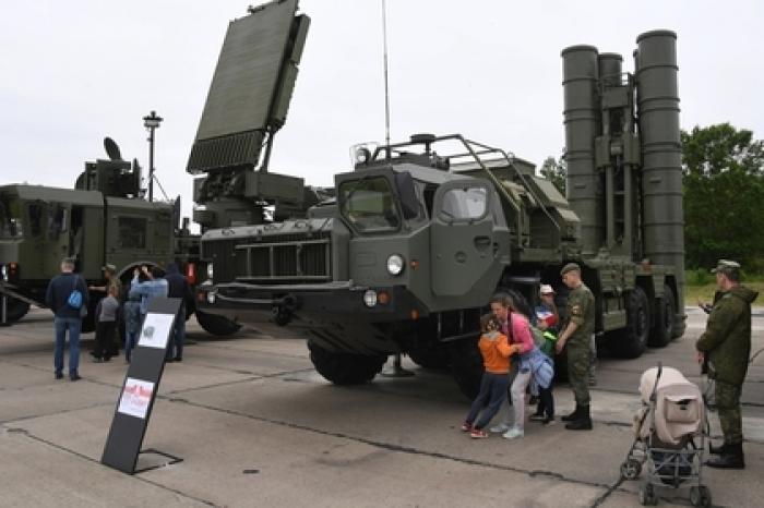 Кремль рассказал о передаче Турции технологий С-400