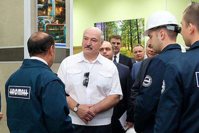 Лукашенко отказался ползать на коленях перед Россией из-за нефти