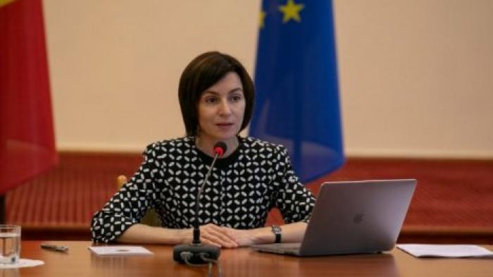 Майя Санду пообещала прессе, связанной с правительством, что решит их проблемы