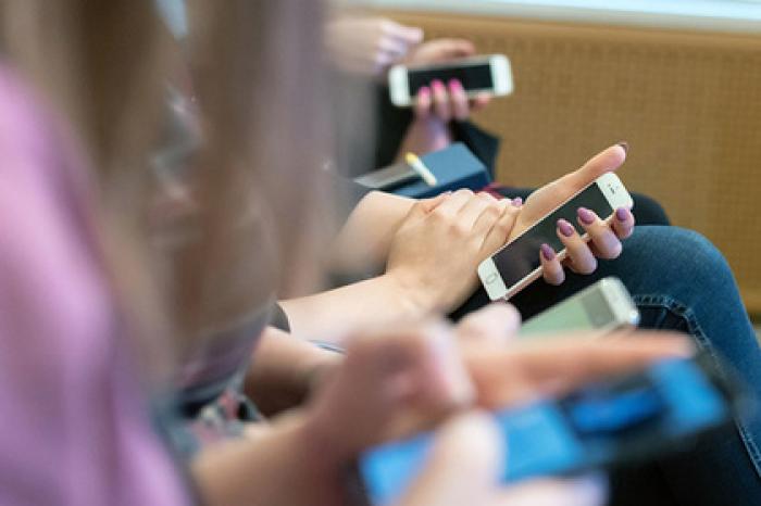 Названы аномально голосовавшие за дочь Алсу регионы